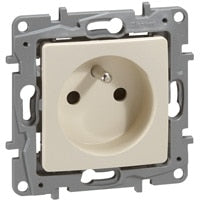 Legrand - Niloé Stopcontact 2P+A 16A steekk. crème met schroefbev. - 664835-E⚡shock